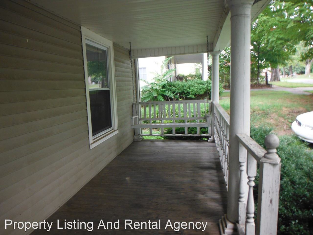 310 W Poplar St - Photo 2 of 8