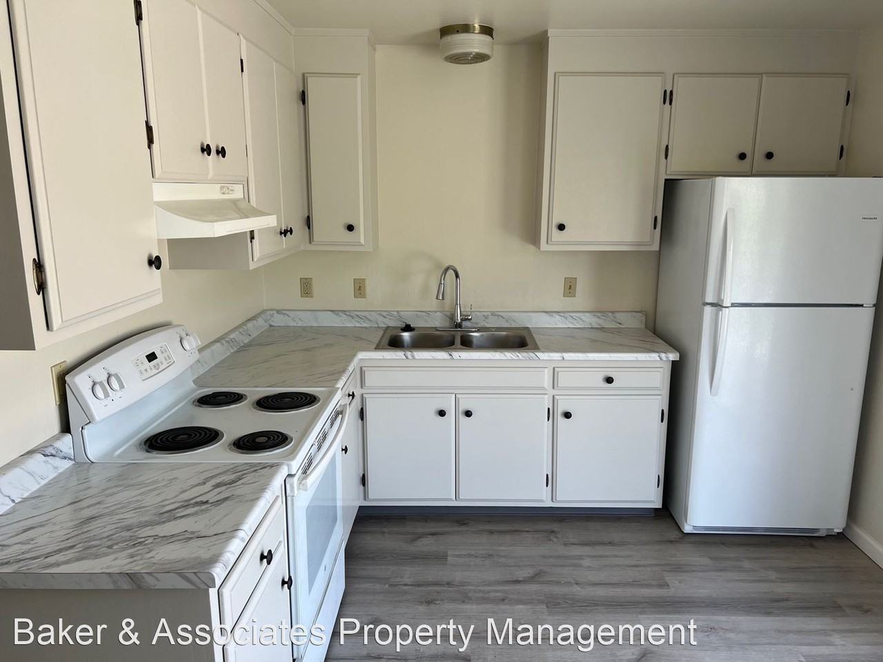 7909 Swartz Avenue (A-D) - Photo 3 of 14
