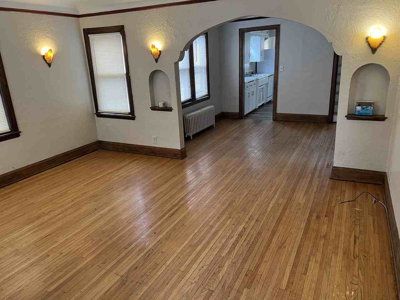 2526 Mckinley St Ne - Photo 2 of 13