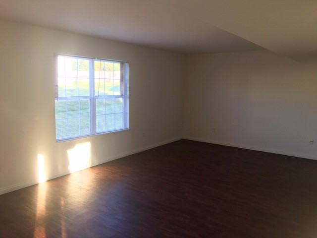 2358 Shoemaker Ct - Photo 5 of 11