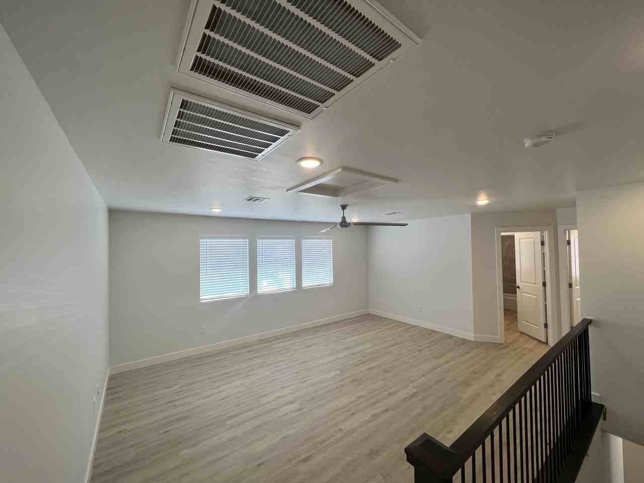 1060 W Province Way #128 - Photo 5 of 19