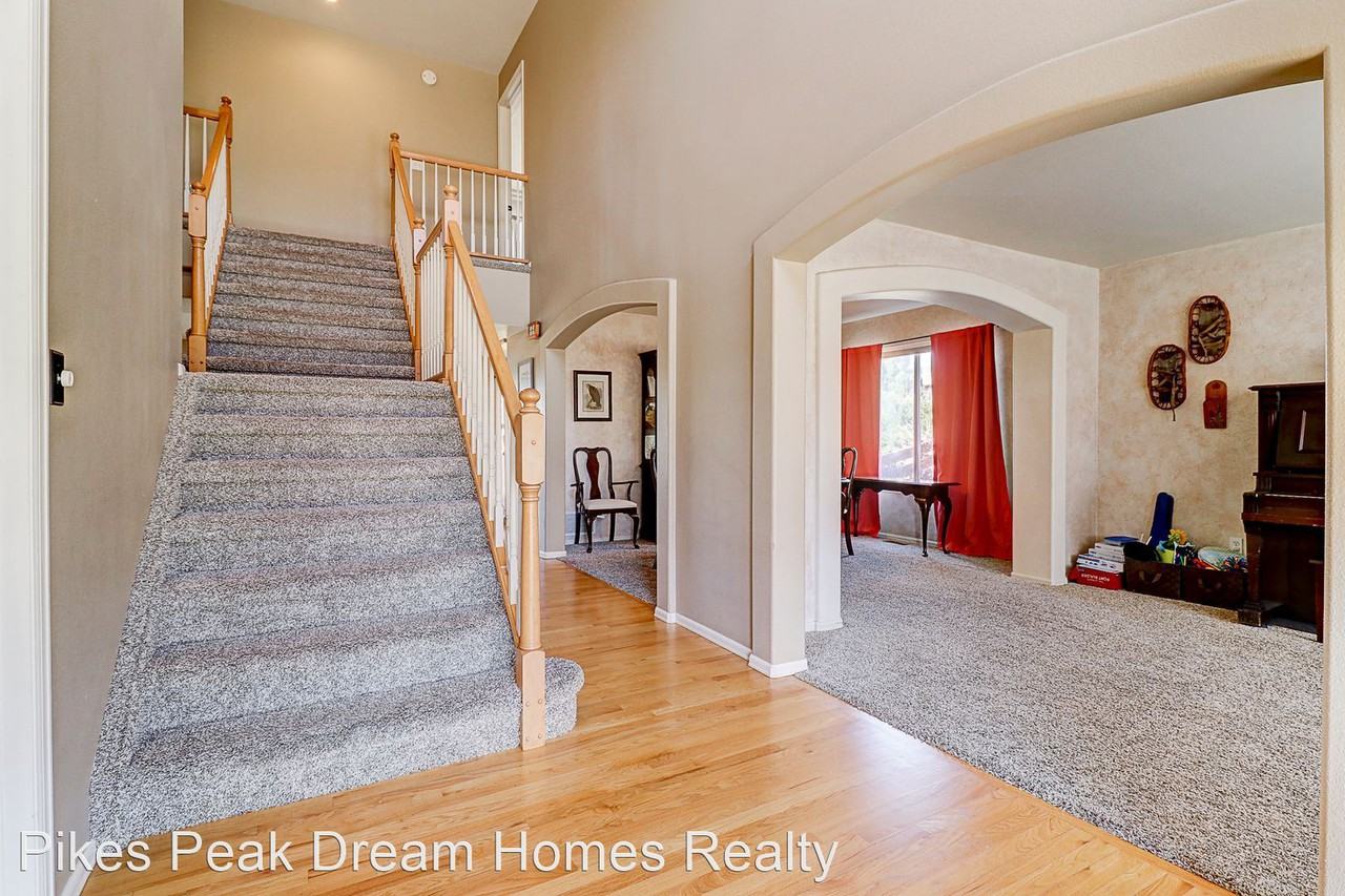 1036 Hillside Oaks Pl - Photo 2 of 50