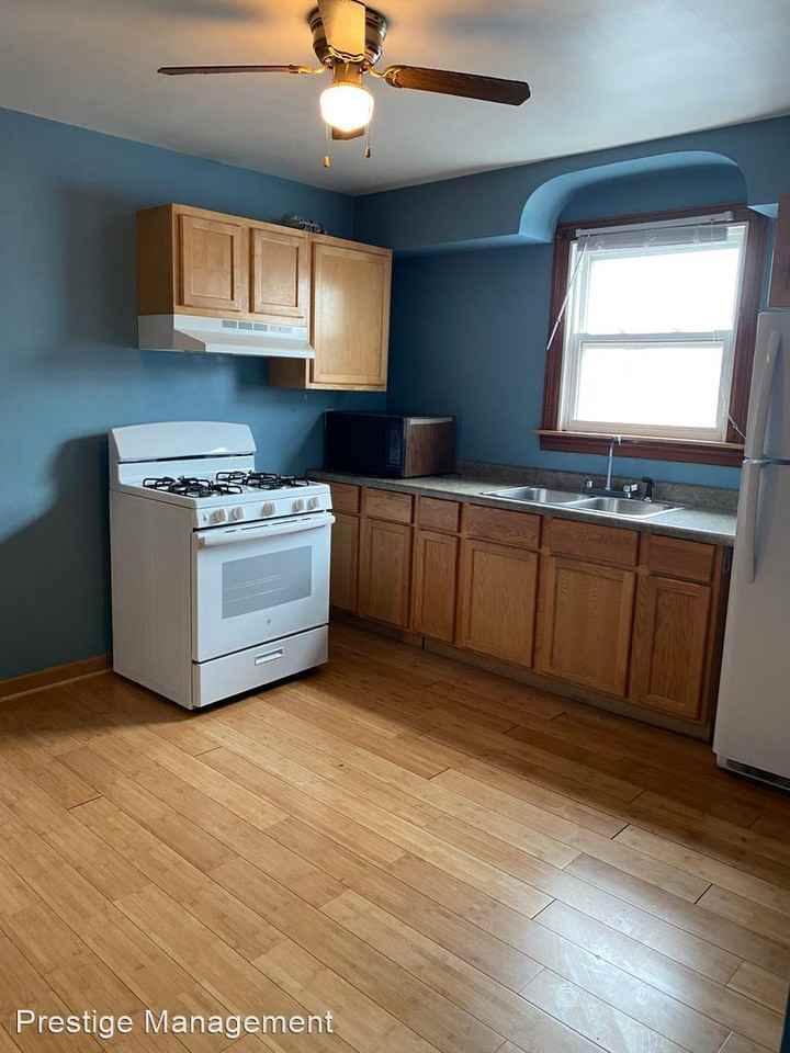 1228 Lakeview Ave #B - Photo 2 of 6