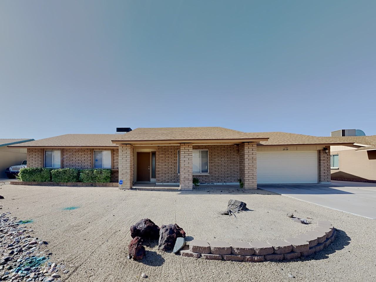 3939 W Anderson Dr - Photo 2 of 21
