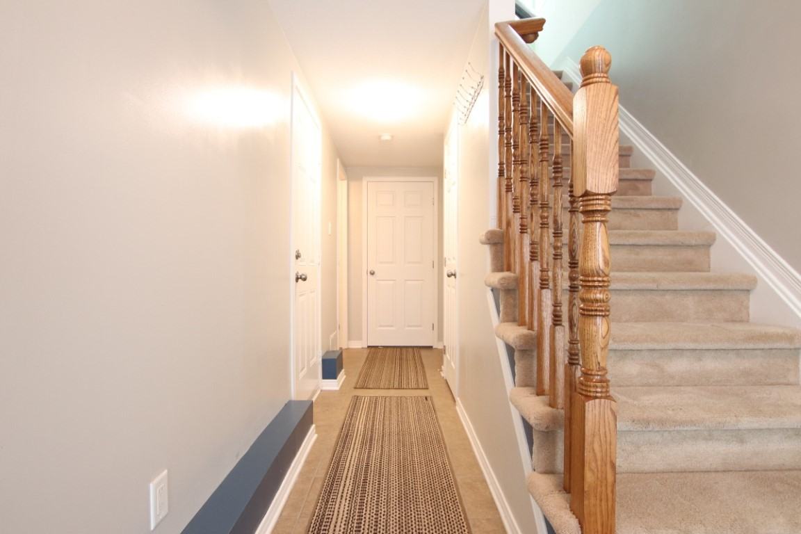 235 Huntsville Dr - Photo 2 of 29