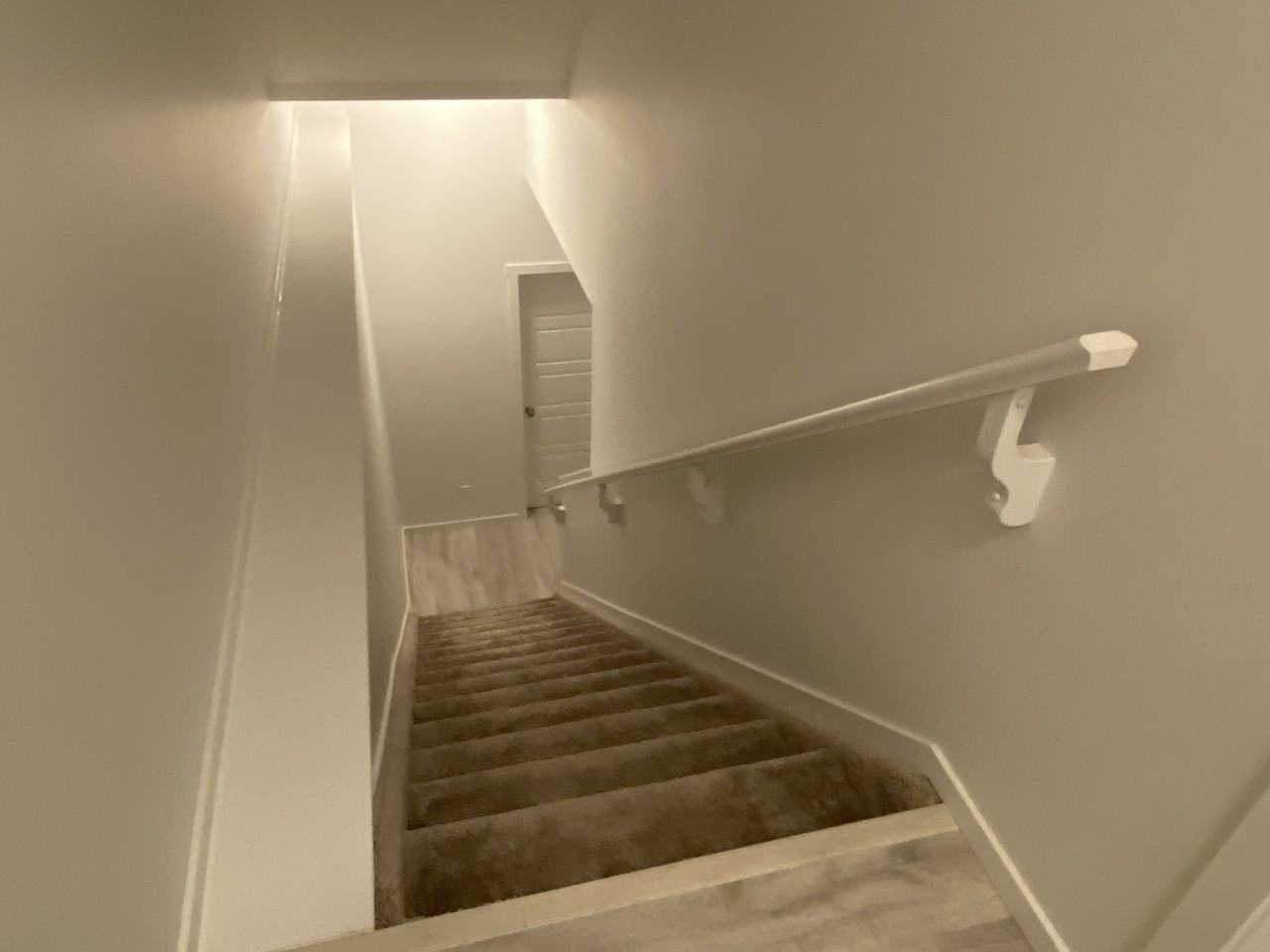 7139 178 Ave Nw - Photo 3 of 10