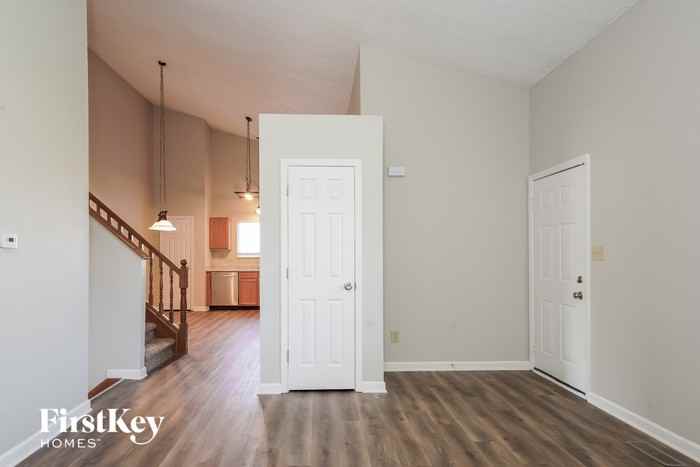 791 Clydesdale Ln - Photo 2 of 15