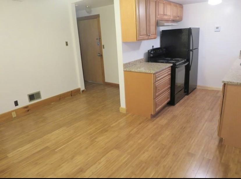 90 Wallace St #2 - Photo 2 of 11