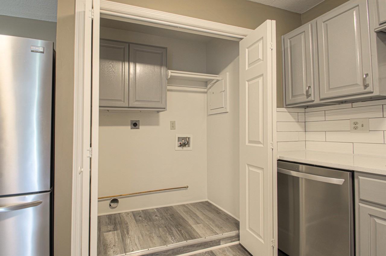 6905 E 112th St #1 - Photo 2 of 23