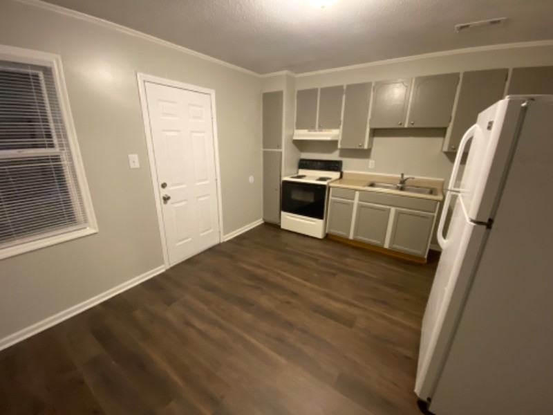 101 Mckellar Hill #C - Photo 2 of 6