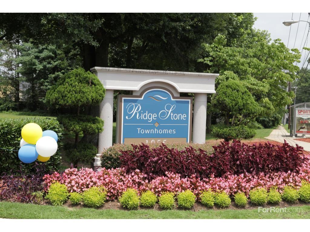 Ridge Stone Townhomes Apartments 1055 Rd, Decatur, GA 30032