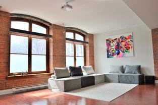 430 Rue McGill #202 - Photo 1 of 1