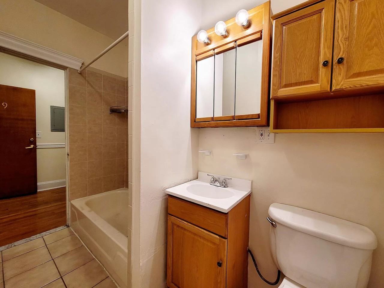 360 Riverway #10 - Photo 6 of 7