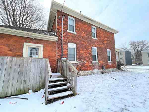 Peter St. South Duplex Apartments 86 Peter St S, Orillia, ON L3V 5B4