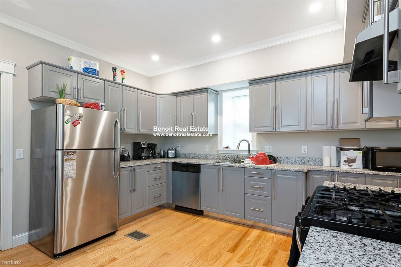 Stickney Ave & School Street - Photo 2 of 11