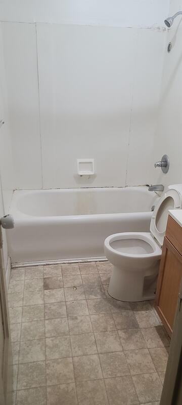 1701 S 10th St - Photo 3 of 12