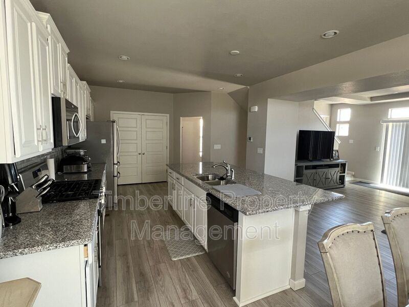 9606 Timberlake Loop - Photo 5 of 22