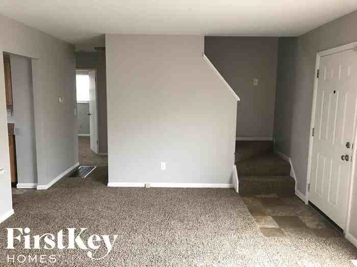 11526 Framingham Dr - Photo 3 of 25