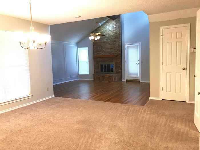 1100 Carrington Ct - Photo 3 of 27