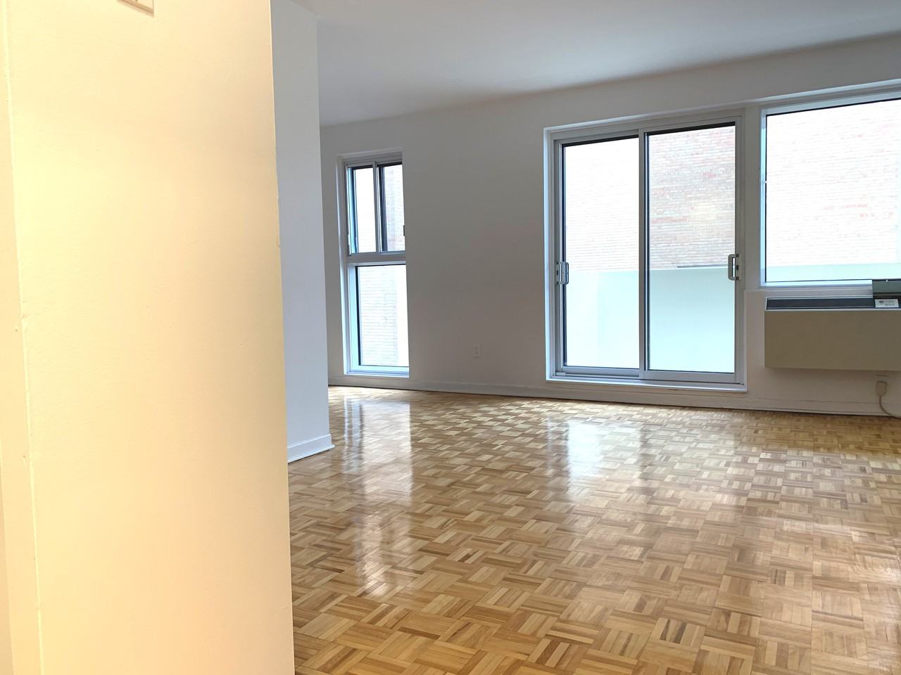 1530 Dr. Penfield Apartments in Montréal, QC H3G 1C1 Zumper