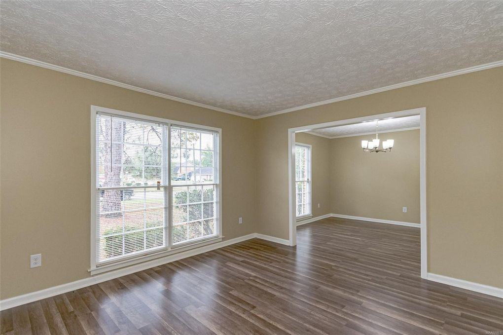 1936 Vaughn Ln #1 - Photo 3 of 50