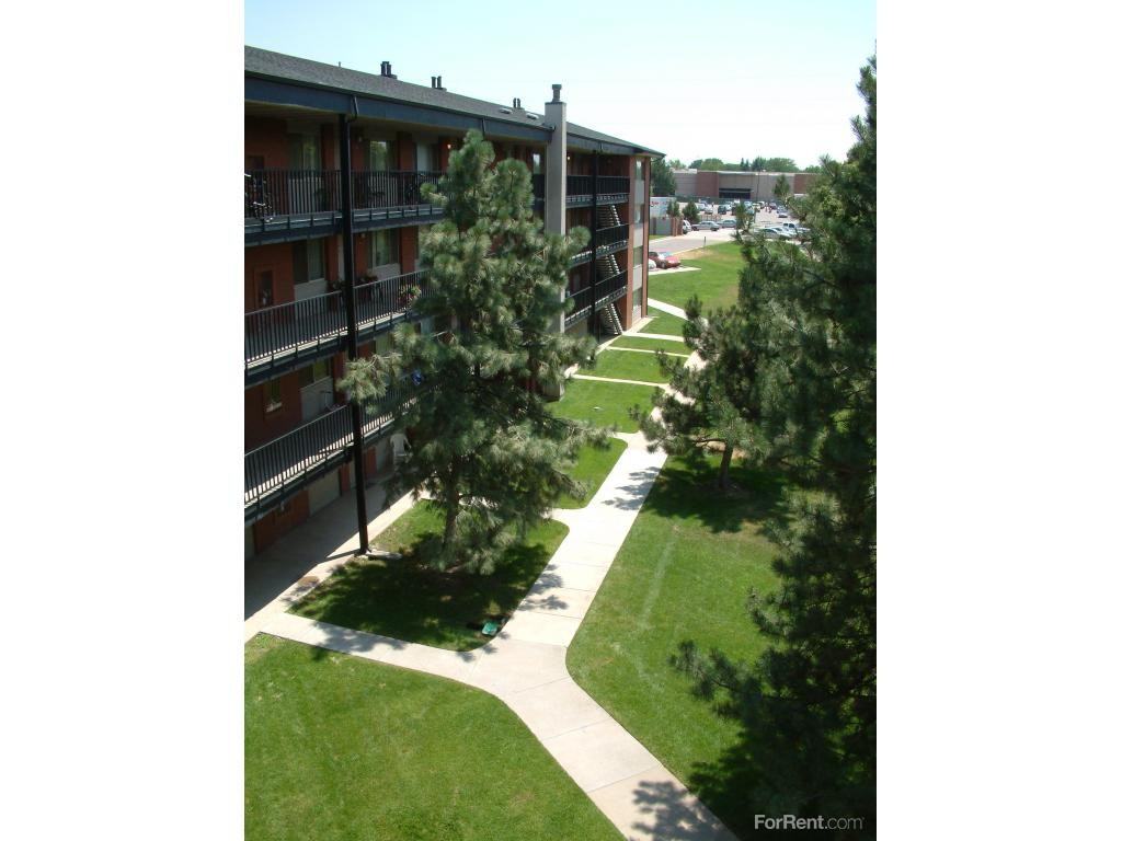 Buchtel Park Apartment Homes - Photo 2 of 19