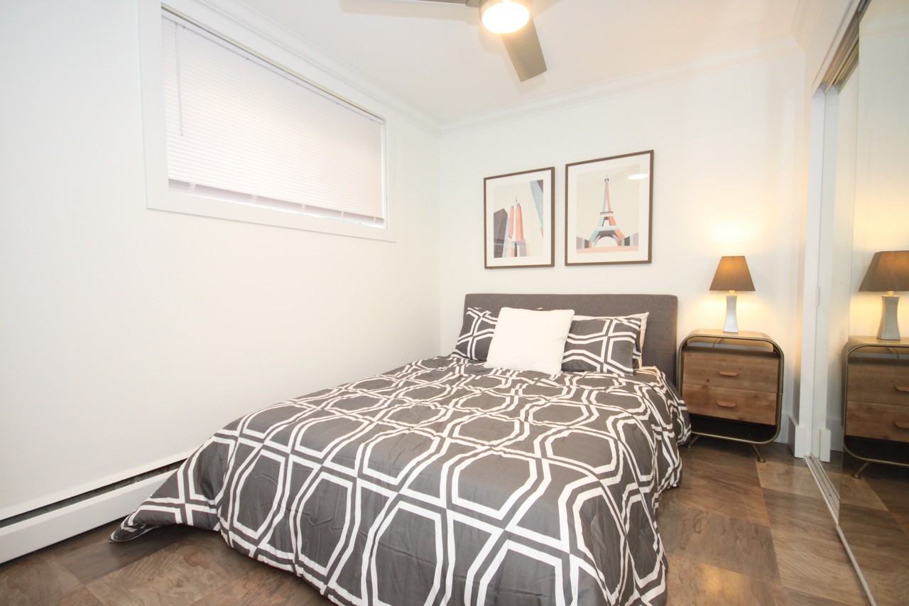 10172 113 St Nw #1 - Photo 7 of 11