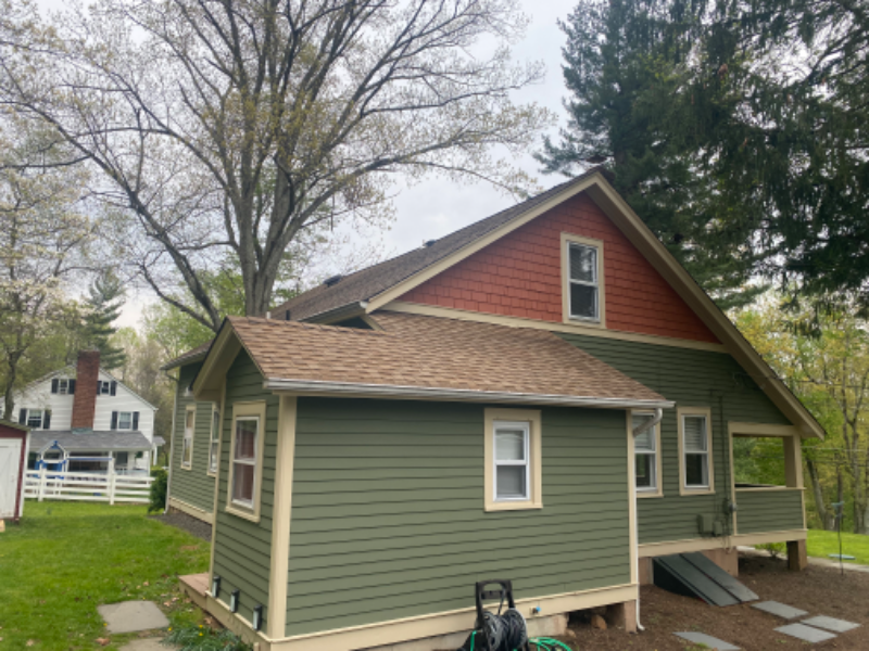 137 Mountain Ave - Photo 3 of 29