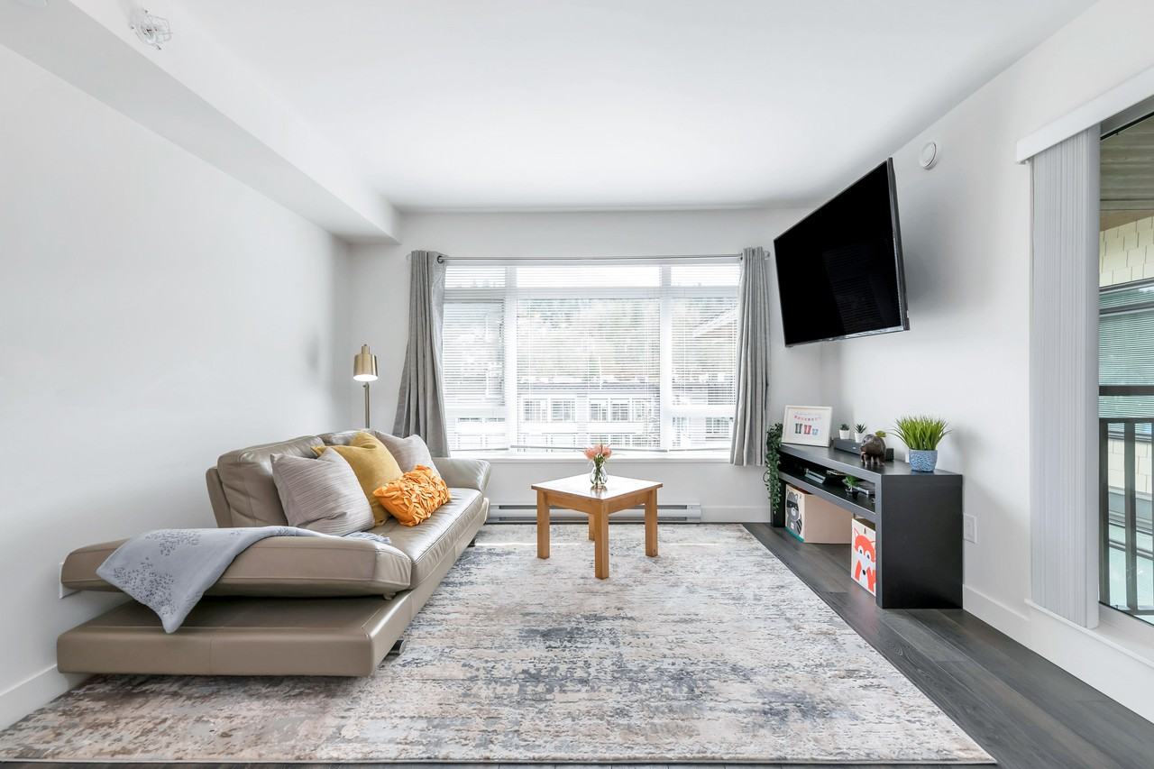 2525 Clarke Street #502