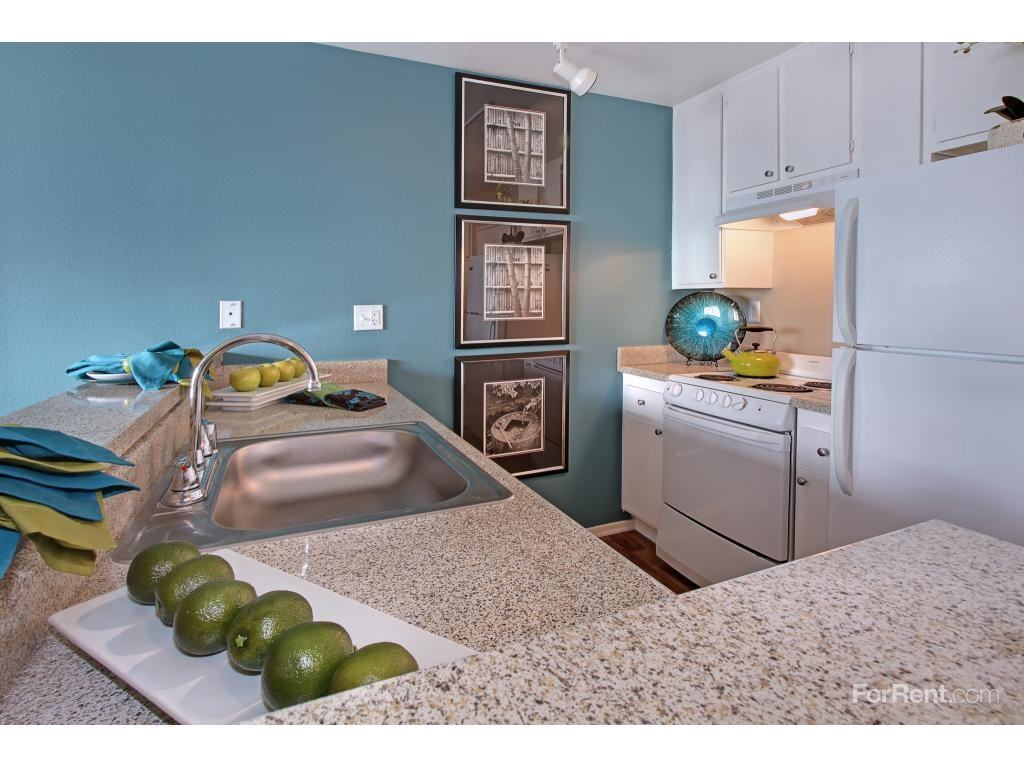 777 Place Apartments - Photo 2 of 13