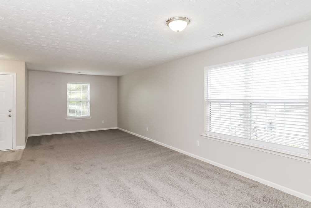 1261 Matt Moore Ct - Photo 3 of 18