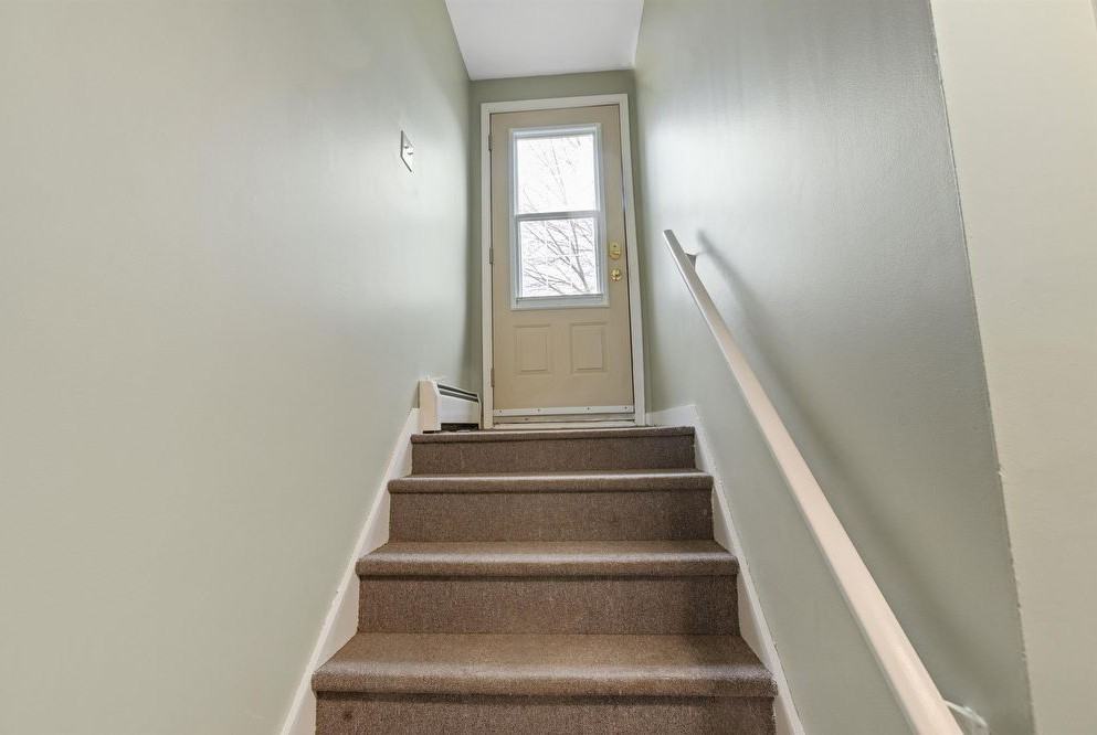 7 Nowlan Dr - Photo 2 of 10