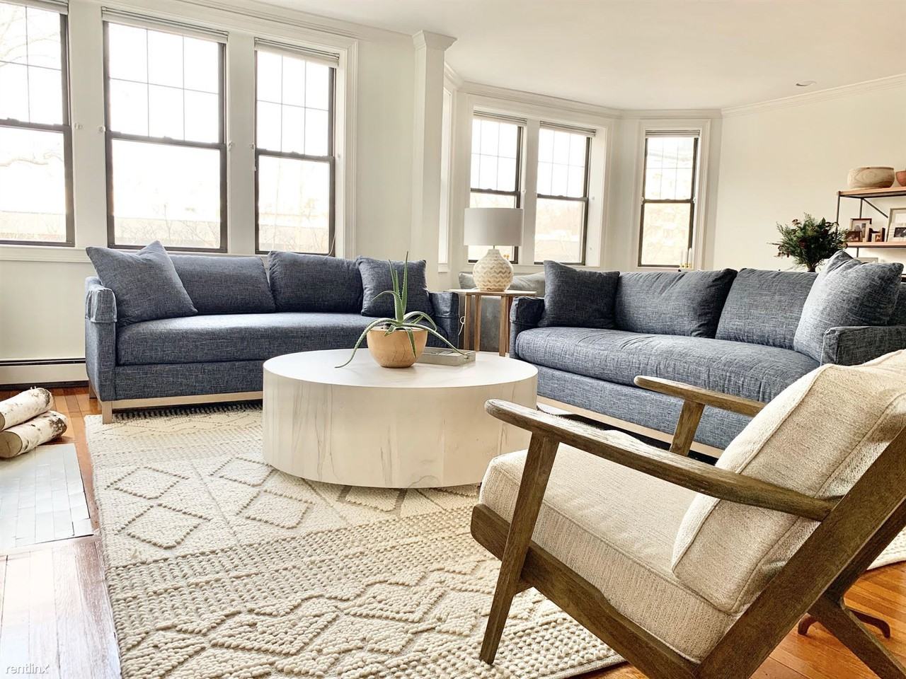 1197 Beacon St - Photo 2 of 38