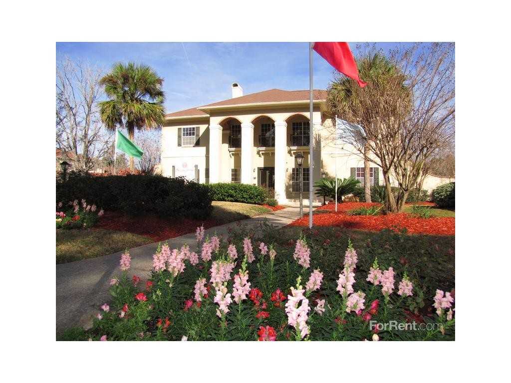 Mission Springs - Photo 3 of 3