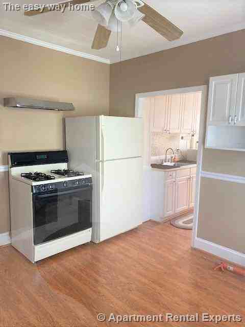53 Winchester St #2 - Photo 3 of 13