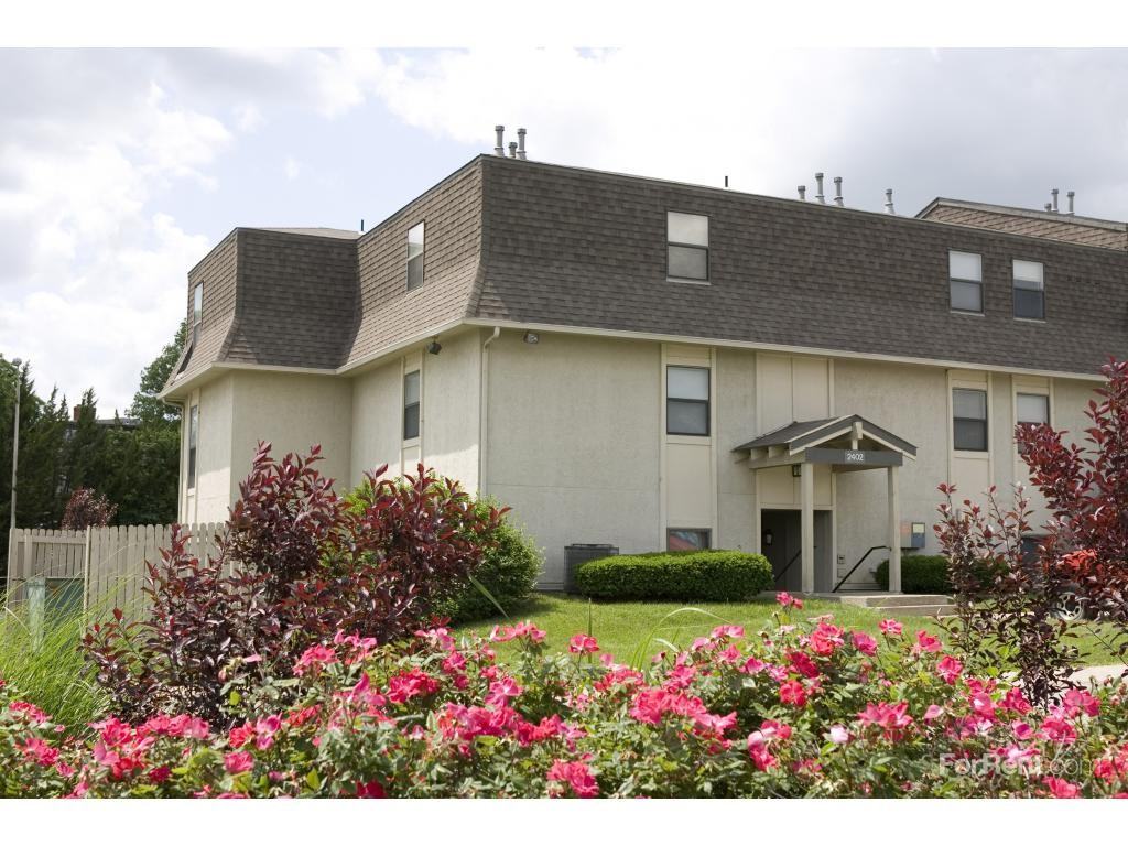 Gladstone Meadows - Photo 2 of 19