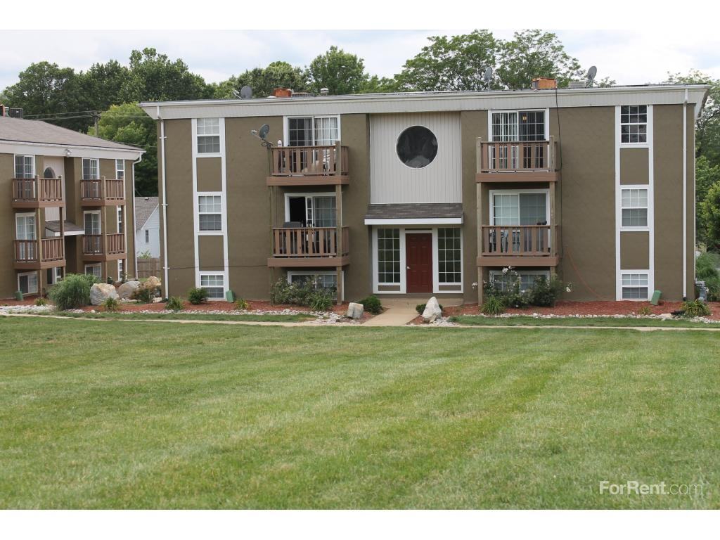 Daisy Walnut Apartments - Photo 3 of 3
