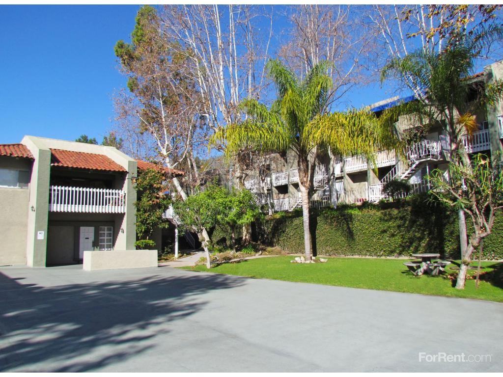 Park Victoria Apartments, LLC 630 Howard Ave, Montebello, CA 90640