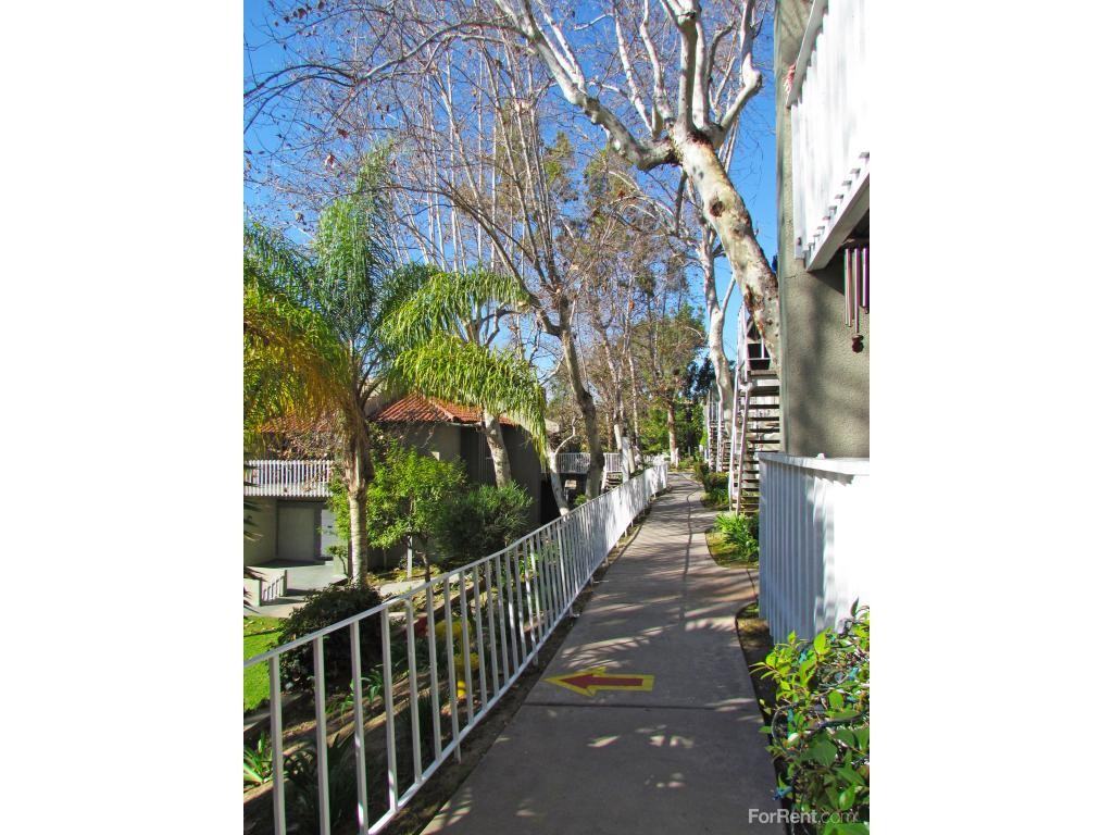 Park Victoria Apartments, LLC 630 Howard Ave, Montebello, CA 90640