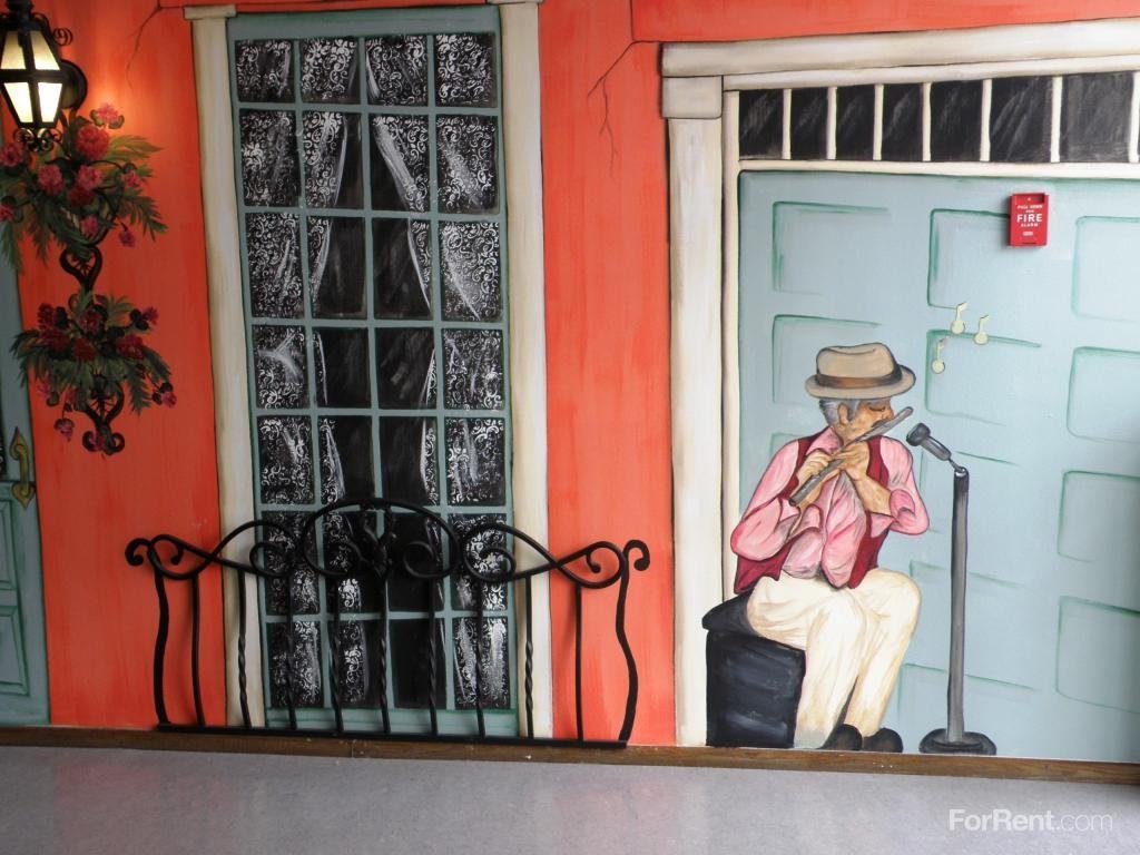 French Quarter Apartments - Photo 2 of 14