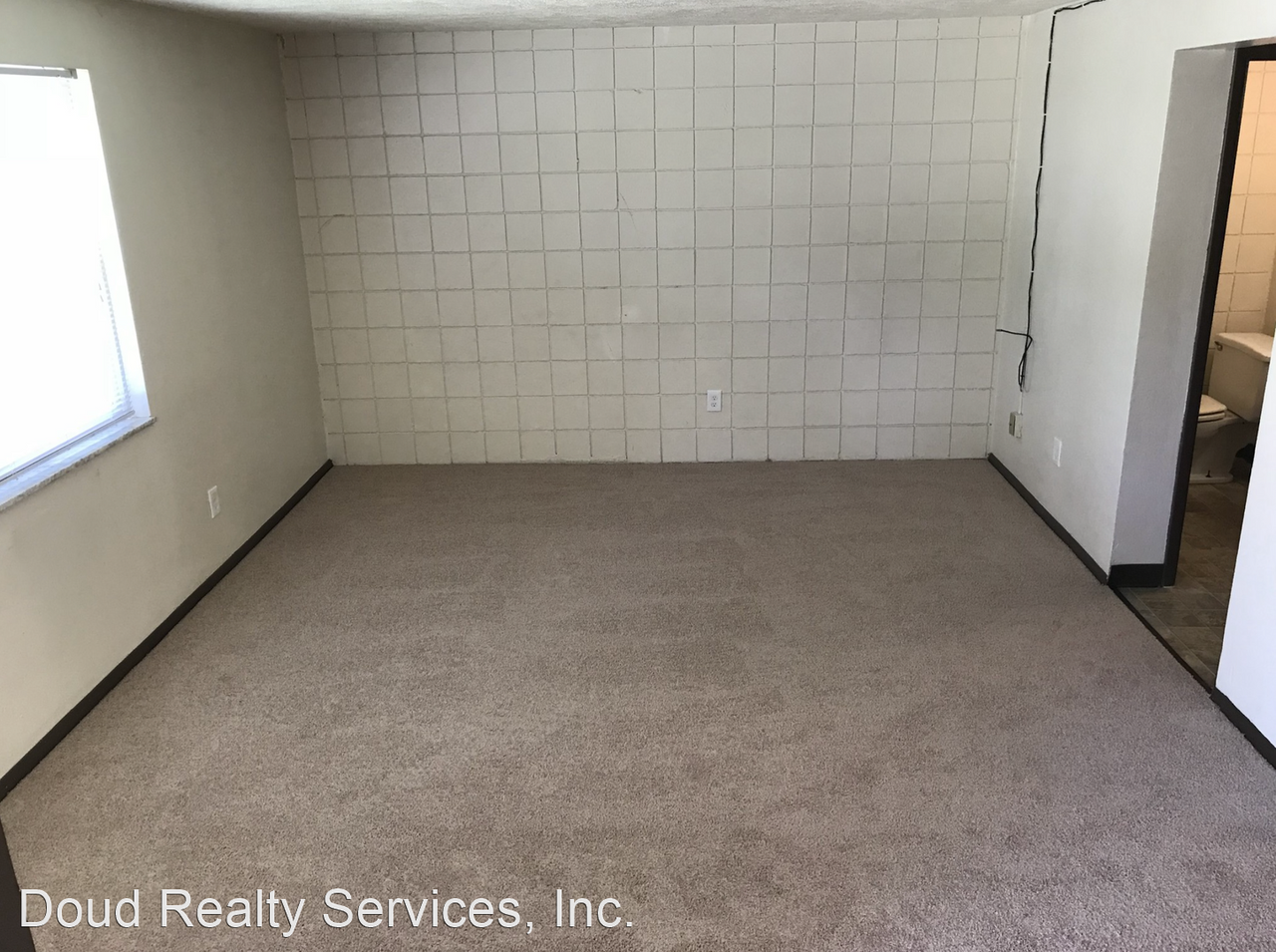 227 West Cooper Street - Photo 3 of 16
