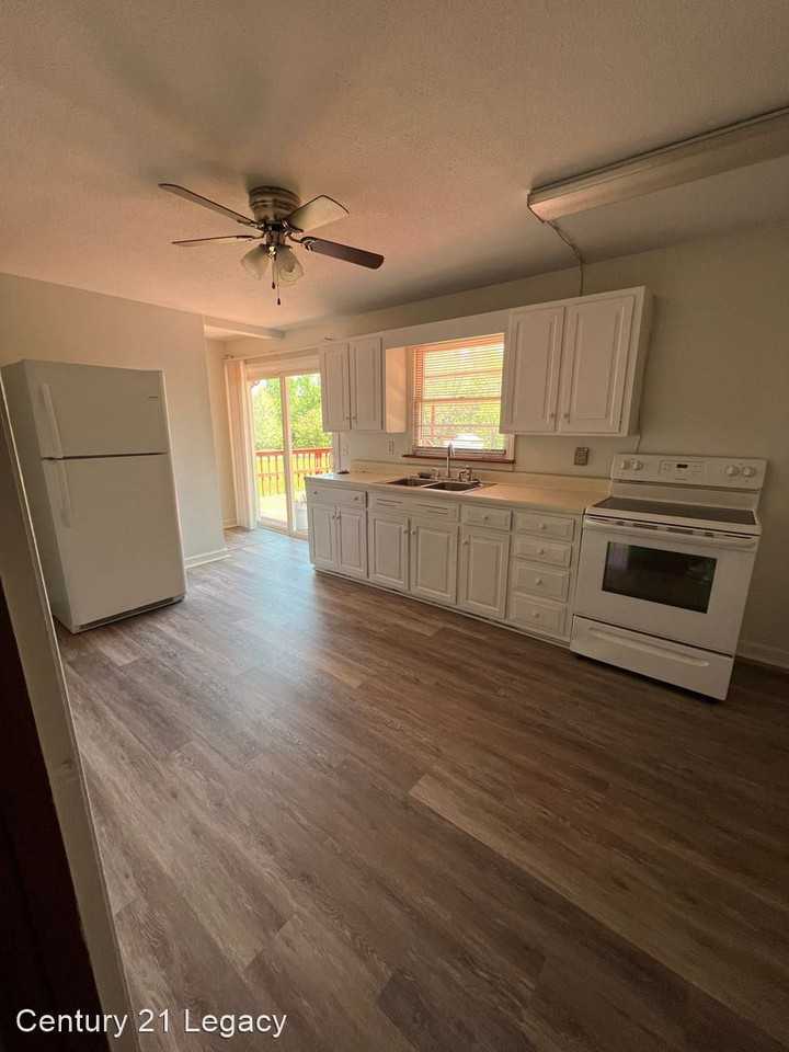 5014 Unicoi Dr - Photo 2 of 11