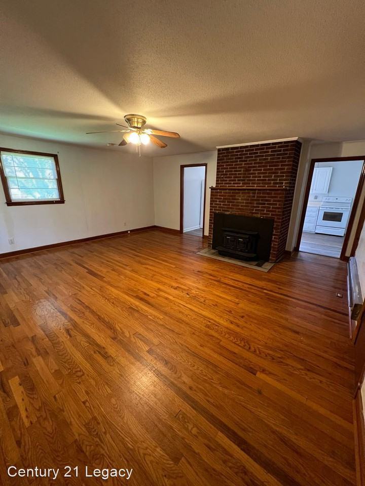 5014 Unicoi Dr - Photo 3 of 11