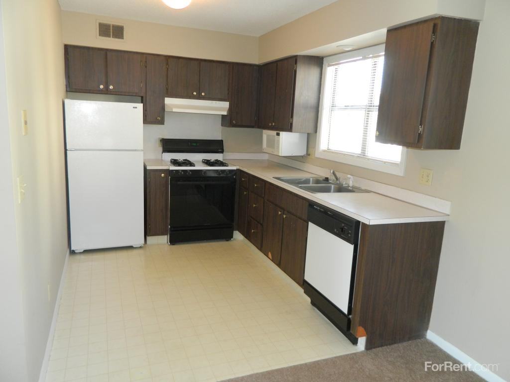 Gaslight Village - Photo 3 of 20