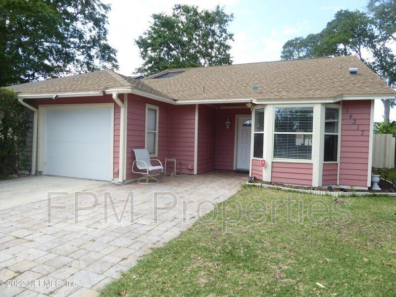 14317 Coral Reef Dr S - Photo 5 of 20