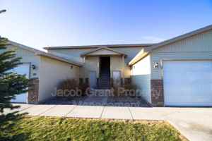 featured image of 198 Opal Ct #A