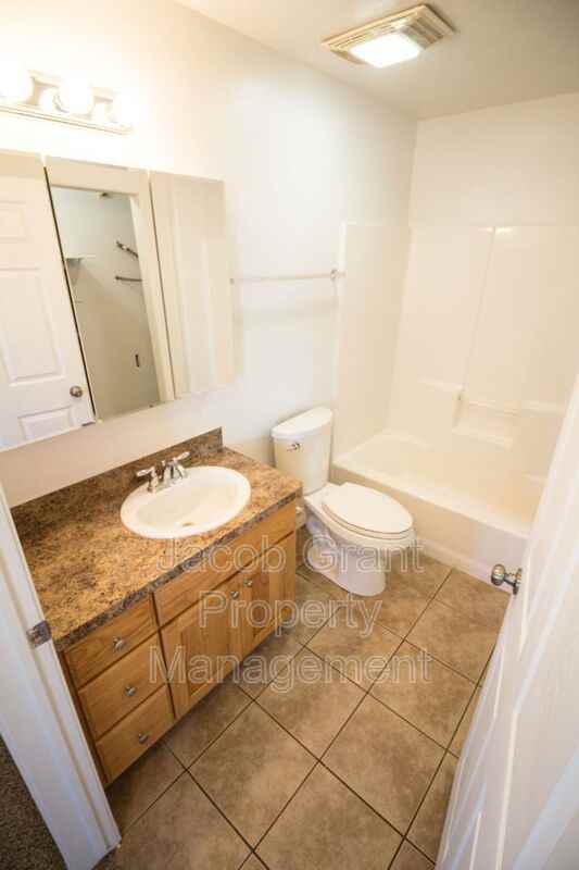 198 Opal Ct #A - Photo 5 of 11