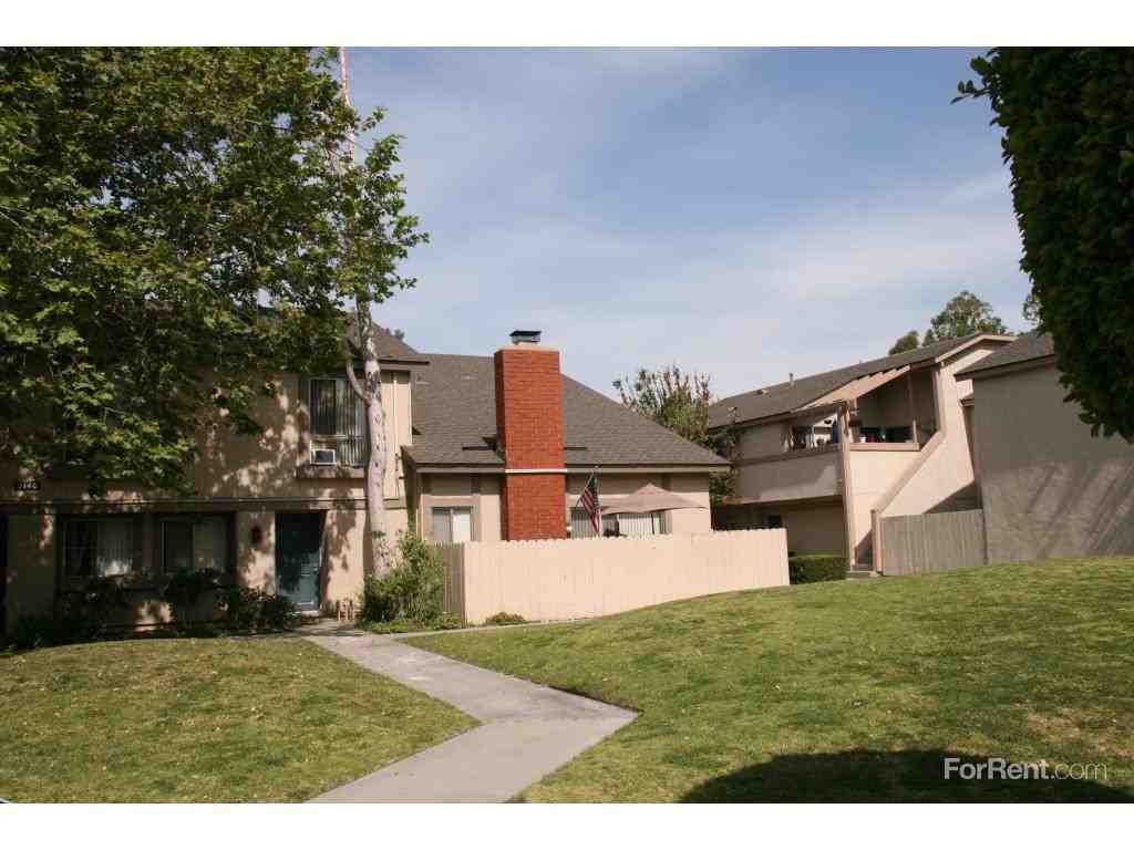 The Villas (Anaheim Hills) - Photo 2 of 2