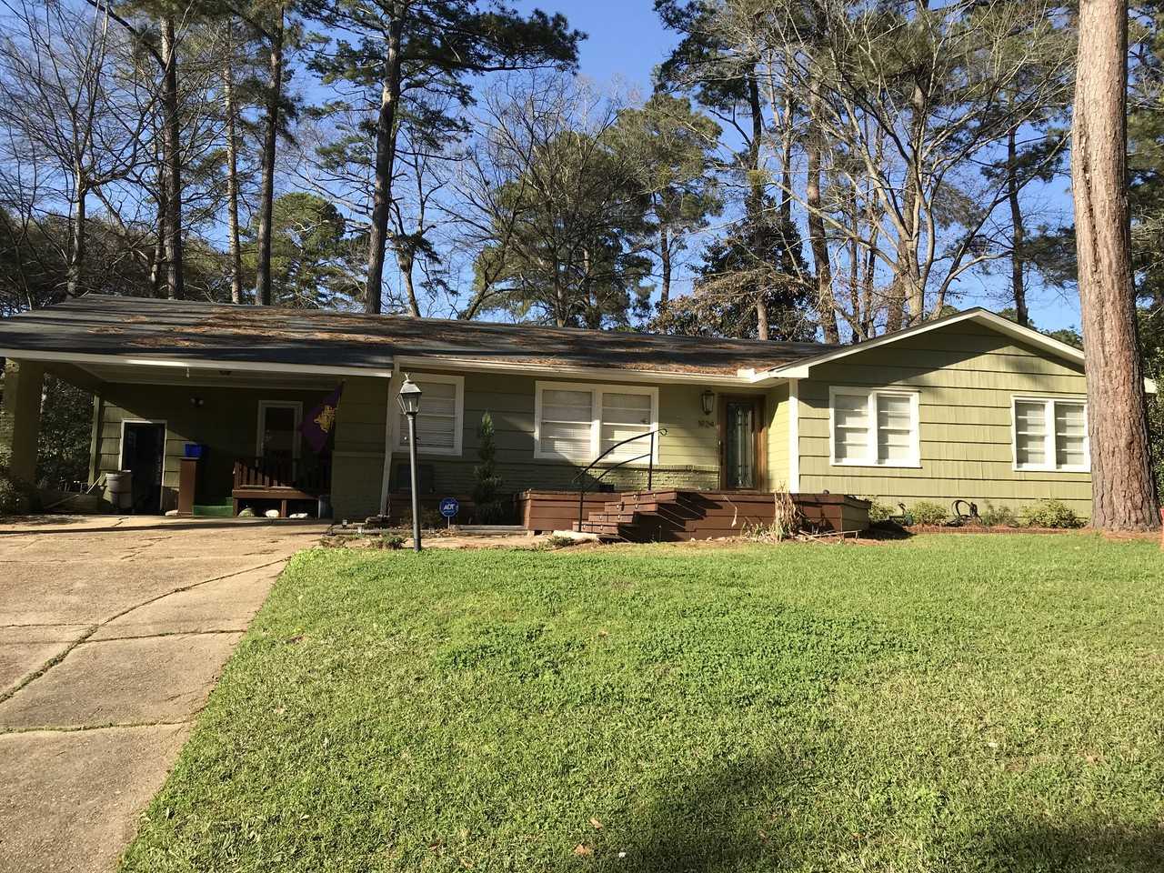 1924 Cherokee Dr - Photo 2 of 29