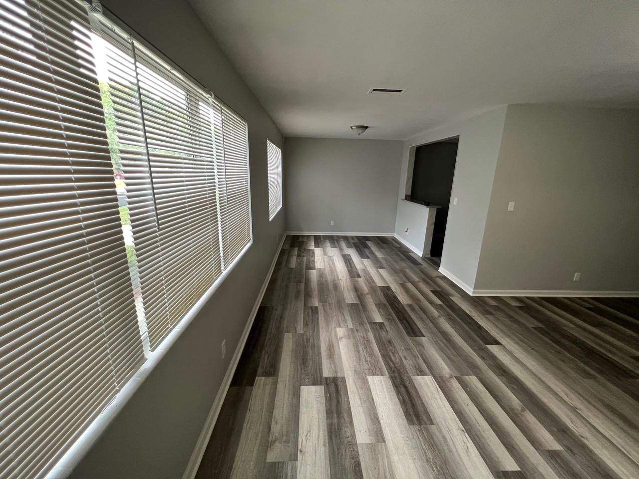 3988 Ferrarra St - Photo 3 of 14